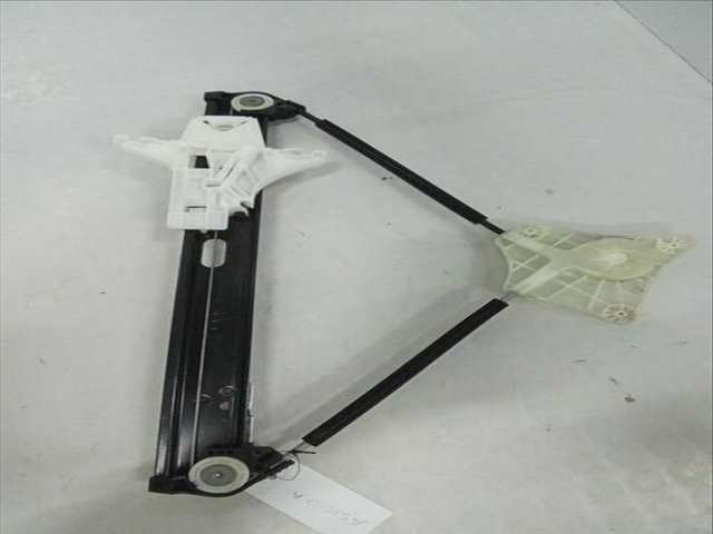 Elevalunas Manual Trasero Derecho Seat Arona 1.0 TSI 110CV 81KW