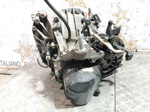 Foto 3ª: Caja Cambios Renault Clio EXPRESSION 90CV 66KW [H4B400] (2013)