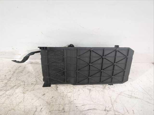 Foto 3ª: Caja Reles Fusibles Citroen C3 1.4 I 73CV 54KW [KFV (TU3A),KFV (TU3JP)] (2004)