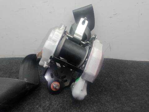 Cinturón Delantero Derecho Hyundai i30 1.4 CRDI 90CV 66KW