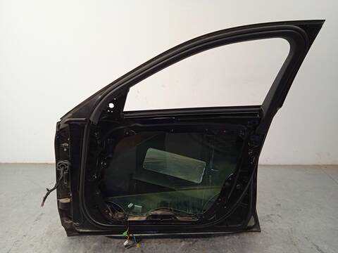 Foto 4ª: Puerta Delantera Derecha Mercedes Clase C 160 C 220 D 205.014) 194CV 143KW [654920] (2022)