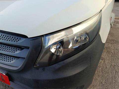 Faro Izquierdo Mercedes Vito 651950 FURGON
