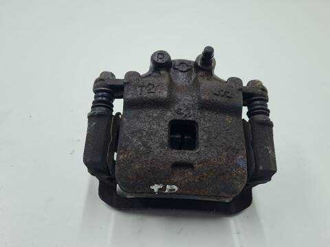 Foto 1ª: Pedal Embrague Nissan Patrol LUXURY 160CV 118KW [ZD30] (2004)