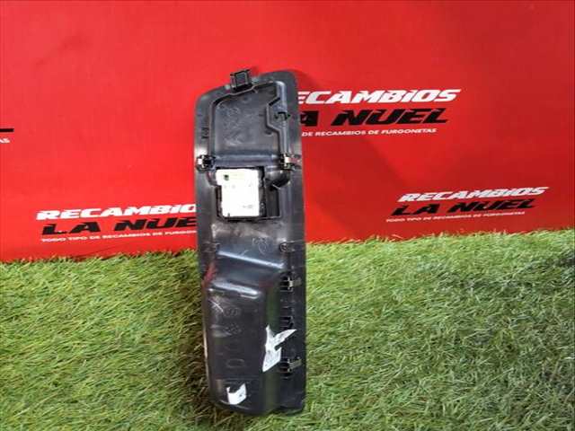 Foto 2ª: Botonera Elevalunas Citroen Jumpy 1.5 BLUEHDI 120 120CV 88KW FURGONETA [YH01 (DV5RUC)] (2020)