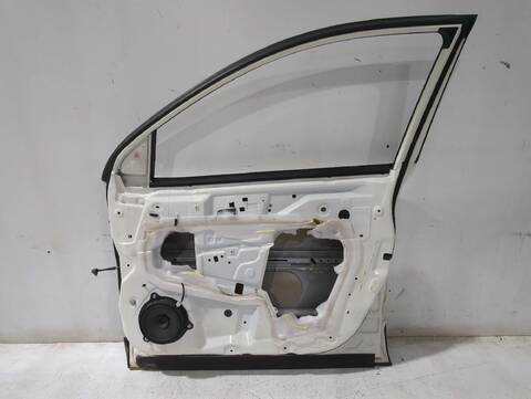 Foto 3ª: Puerta Delantera Derecha Nissan Qashqai 1.5 DCI 110CV [K9K 636 K9K 646] (2013)