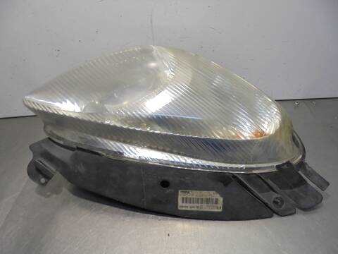 Foto 3ª: Faro Derecho Citroen Xsara 2.0 HDI CAT RHY - DW10TD) PICASSO 90CV 66KW (2004)