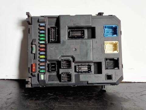 Caja Reles Fusibles Peugeot 207 1.6 HDI FAP 90CV