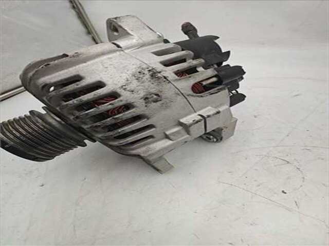 Foto 2ª: Alternador Renault Clio 1.5 EXPRESSION [1.5 LTR. - 60 KW DCI DIESEL] [K9K 702]