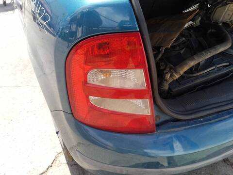 Foto 2ª: Piloto Trasero Izquierdo Skoda Fabia ATTRACTIVE 64CV 47KW [ASY] (2003)