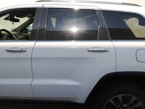 Puerta Trasera Izquierda Jeep Grand Cherokee EXF