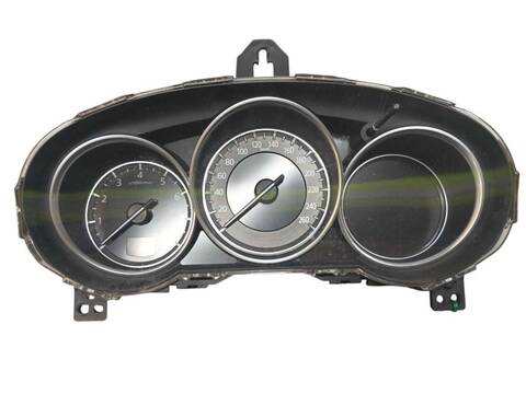Foto 1ª: Cuadro de Instrumentos Mazda CX5 2.0 G 165CV 121KW KF) (2016)