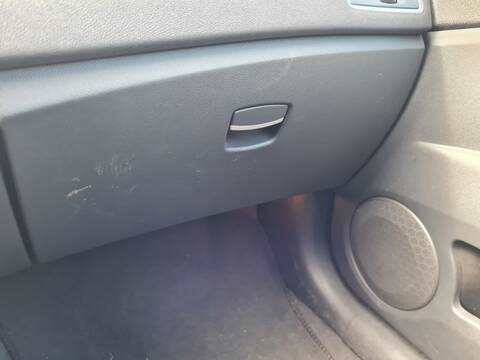 Foto 1ª: Guantera Renault Laguna DYNAMIQUE TOMTOM III 110CV 81KW [K9K782] (2011)