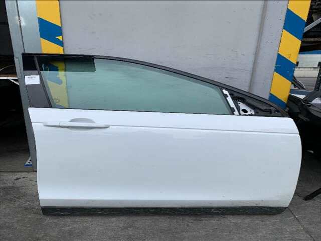 Foto 1ª: Puerta Delantera Derecha Land Rover Discovery 2.0 DTD 179CV 0CV [204DTD] (2018)