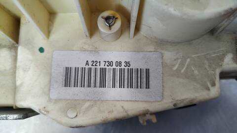 Foto 3ª: Cerradura Puerta Trasera Derecha Mercedes Clase S 220 500 221.071) BERLINA 388CV 285KW [M273961] (2006)