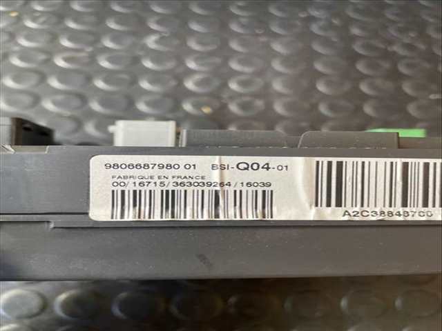 Foto 2ª: Caja Reles Fusibles Citroen C4 BUSINESS 1 12V E 110CV (2010)
