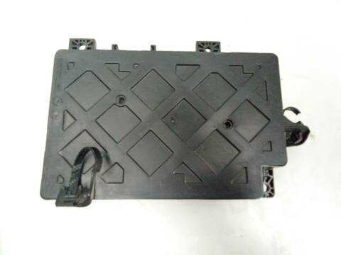 Foto 2ª: Caja Reles Fusibles Mitsubishi Outlander HIBRIDO PHEV KAITEKI 4WD HIBRIDO 203CV 89KW (2015)