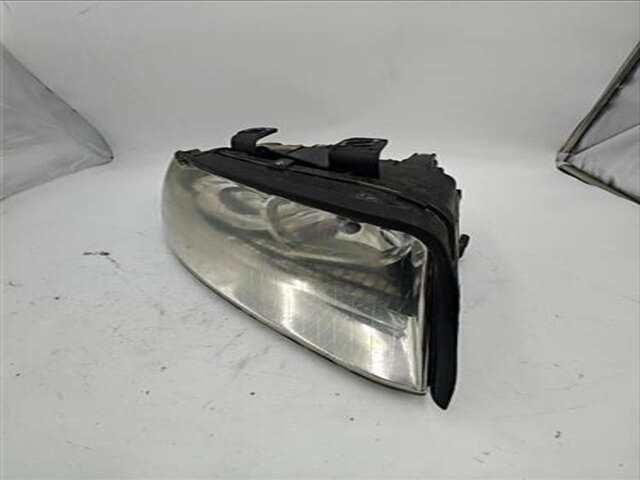 Foto 3ª: Faro Derecho Audi A4 1.9 TDI (96 KW) [1.9 LTR. - 96 KW TDI] [AWX]
