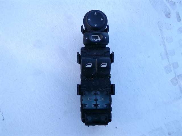 Botonera Elevalunas Citroen C4 1.6 G 2004-2010