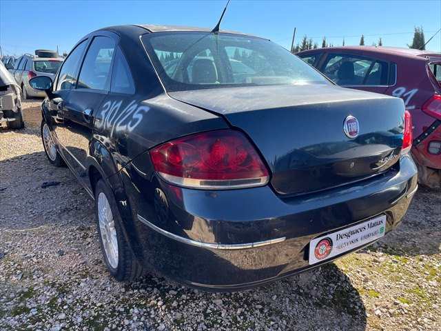 Foto 2ª: Maletero Fiat Linea 1.3 JTD 90cv [199A3000] (2007)