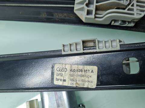Foto 4ª: Elevalunas Manual Trasero Derecho Audi Q7 QUATTRO 3.0 TDI 239CV [CASA] (2007)