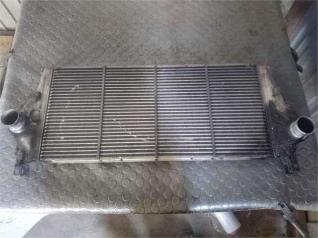 Intercooler Renault Laguna 1.9 CONFORT AUTHENTIQUE [1.9 LTR. - 81 KW DCI DIESEL FAP CAT]