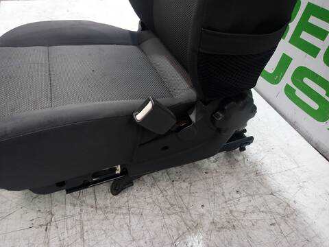 Foto 2ª: Asiento Delantero Derecho Chevrolet Aveo LS 101CV 74KW [F14D4] (2009)