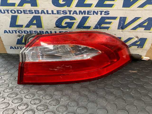 Piloto Trasero Derecho Kia Rio 1.200 16V86-87CV/63-64KW 0CV