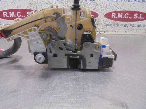 Foto 4ª: Cerradura Puerta Trasera Derecha Fiat Freemont BASIS 140CV 103KW [939B5000] (2011)