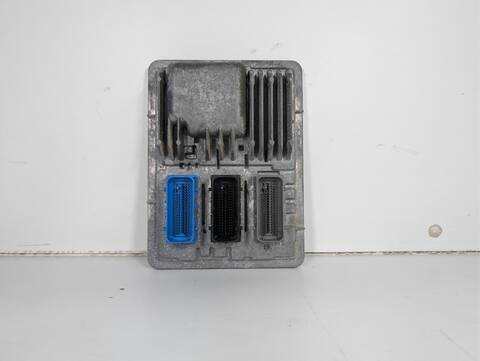 Centralita Motor ECU Opel Astra DYNAMIC START/STOP 105CV 77KW