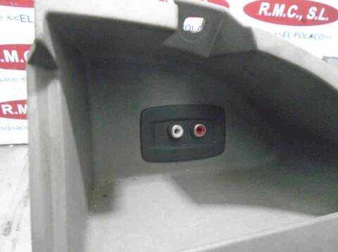 Foto 4ª: Guantera Renault Kangoo DYNAMIQUE 86CV 63KW [K9K B8] (2011)