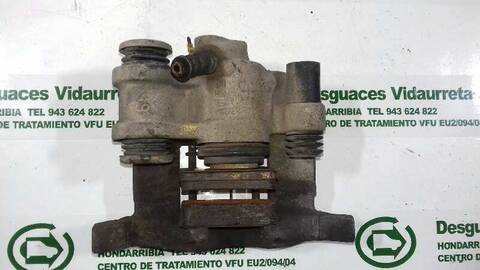 Foto 2ª: Pinza Freno Trasera Izquierdo Mercedes Vito 110 D EURO 2 638.174) 98CV 72KW [601D23LA] (1998)