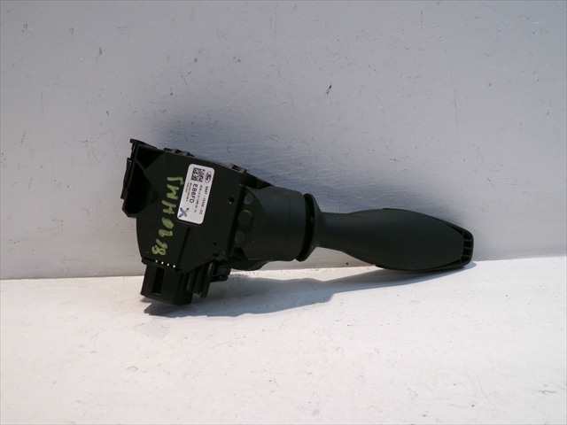 Foto 2ª: Mando Multifuncion Ford Fiesta 1.4 TDCI 2008-2013 [KVJA] (2012)