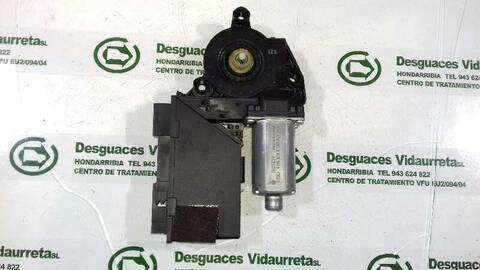 Foto 2ª: Elevalunas Eléctrico Delantero Izquierdo Volkswagen Touareg TDI V6 225CV 165KW [BKS] (2003)