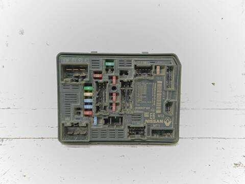 Caja Reles Fusibles Dacia Sandero ESSENTIAL 91CV 67KW