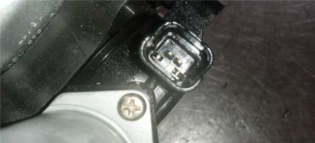 Foto 3ª: Elevalunas Eléctrico Trasero Derecho Nissan Qashqai 2.0 [MR20DE]