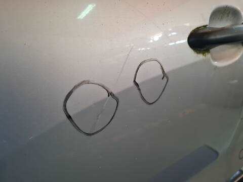 Foto 3ª: Puerta Delantera Izquierda Kia Rio BASIC 75CV 55KW [D3FA] (2013)