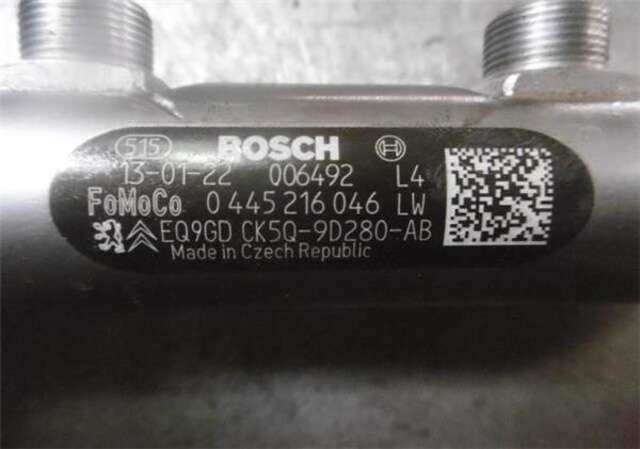 Foto 3ª: Rampa Inyectora Land Rover Discovery 3.0 SDV6 HSE [3.0 LTR. - 180 KW TD V6 CAT]