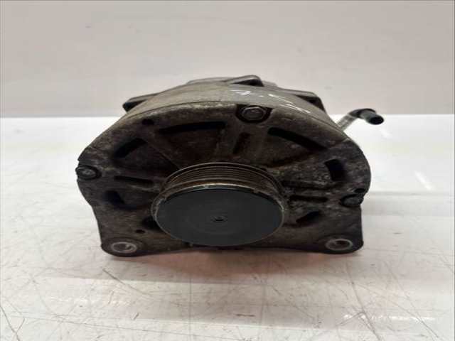 Foto 3ª: Alternador Audi A8 250 CV 184KW [CDTA CDT] (2012)
