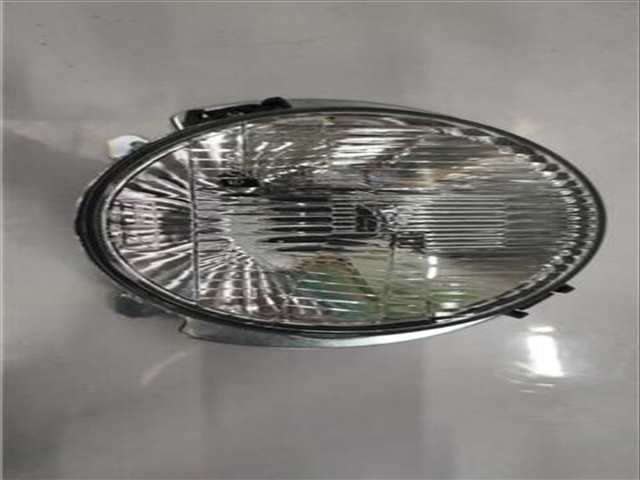 Faro Derecho Volkswagen Polo VERSION INDEFINIDA