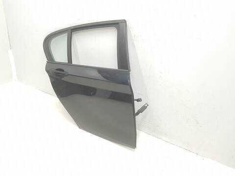 Foto 2ª: Puerta Trasera Derecha Bmw Serie 1 114 118D (2015)