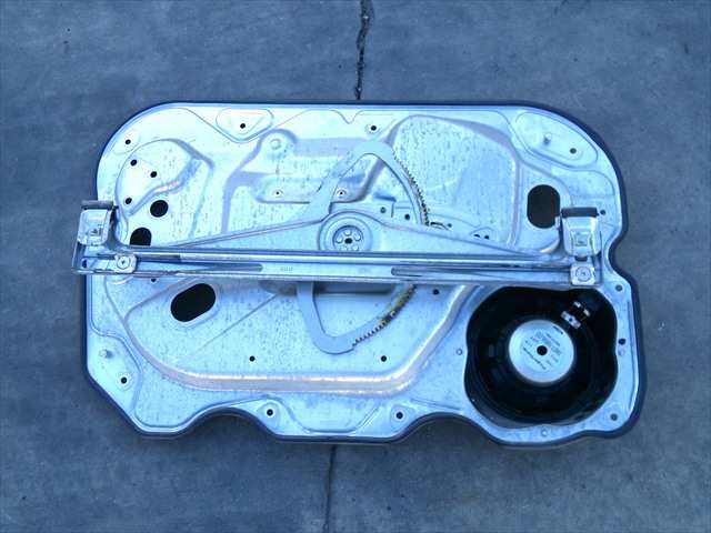 Foto 2ª: Elevalunas Eléctrico Delantero Derecho Ford Focus 1.6 TDCI SEDAN, 2008-2011 [G8DB] (2010)