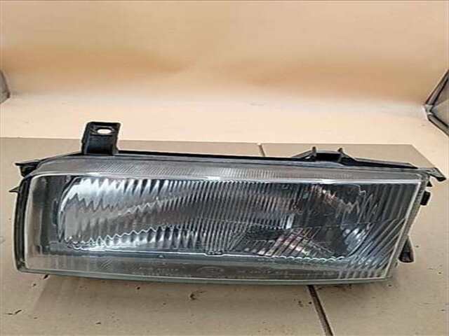 Foto 1ª: Faro Izquierdo Volkswagen Transporter 1.9 FURGÓN [1.9 LTR. - 50 KW TURBODIESEL CAT (ABL)]