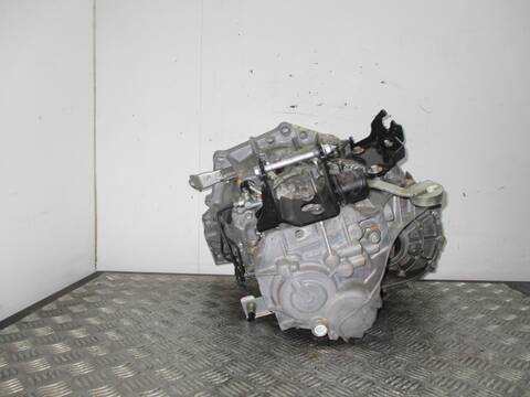 Foto 3ª: Caja Cambios Toyota Yaris 2NR (2017)