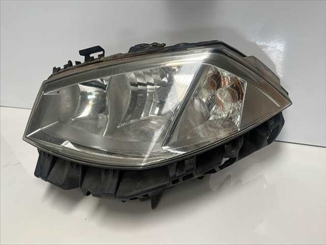 Foto 2ª: Faro Izquierdo Renault Megane 1.6 GASOLINA [GK4MT4] (2005)