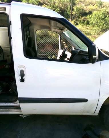 Puerta Delantera Derecha Opel Combo 1.3 JTD 2011-2018