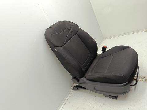 Foto 2ª: Asiento Delantero Derecho Hyundai Tucson KLASS 2WD 150CV 110KW [G4FP] (2023)