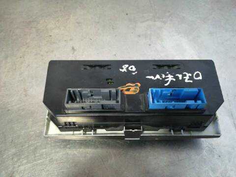 Foto 3ª: Mando Calefacción A. A. Opel Zafira 200CV 147KW