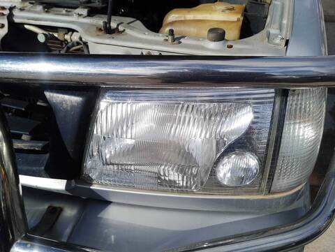 Faro Izquierdo Mitsubishi Galloper 2.5 TD 5-PTAS.) 99CV 73KW