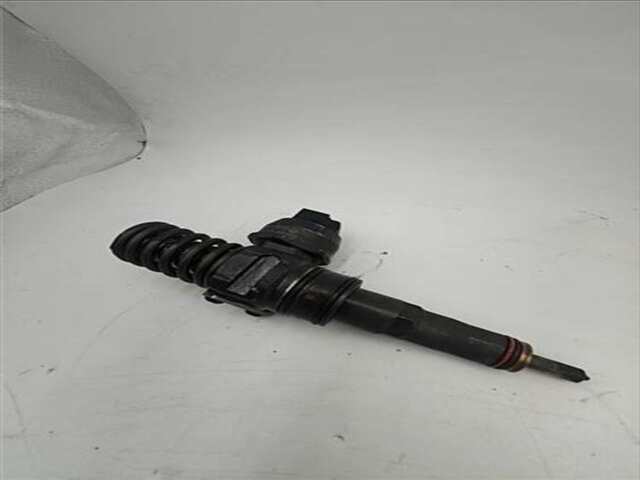 Foto 3ª: Inyectores Volkswagen Golf 1.9 ADVANCE [1.9 LTR. - 77 KW TDI] [BXE]