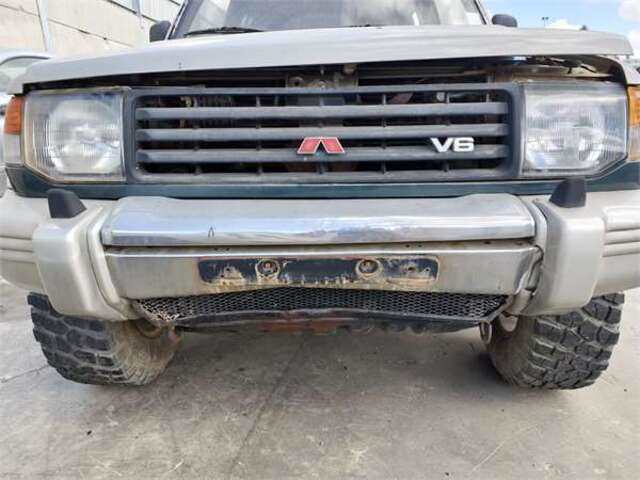 Foto 1ª: Paragolpes Delantero Mitsubishi Montero SIN PAPELES